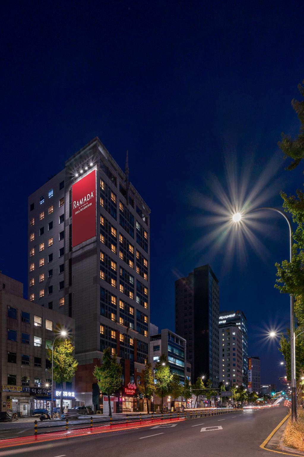 Ramada By Wyndham Seoul Dongdaemun Hotel Exterior foto